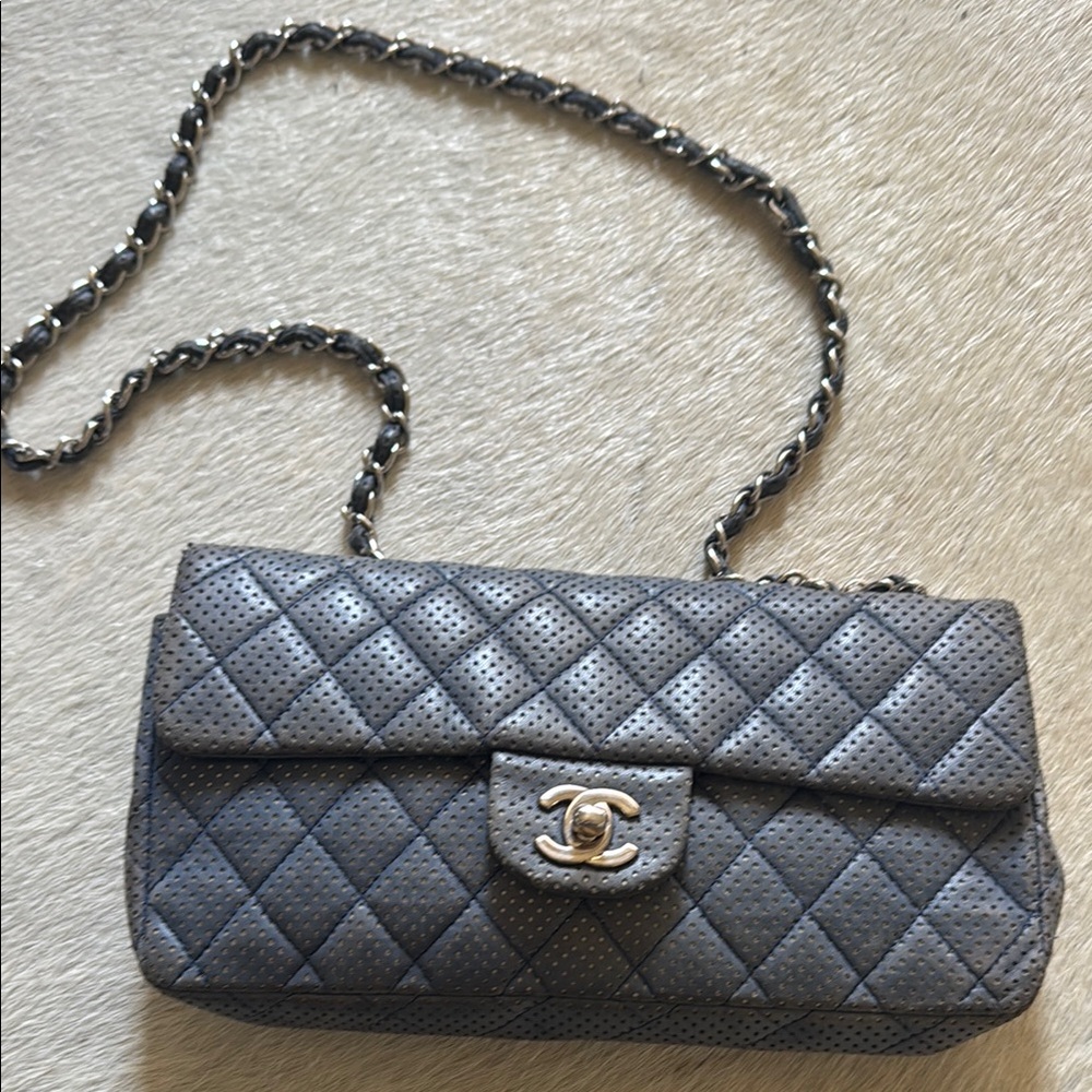 Chanel Gray Quilted Leather Shoulder Bag